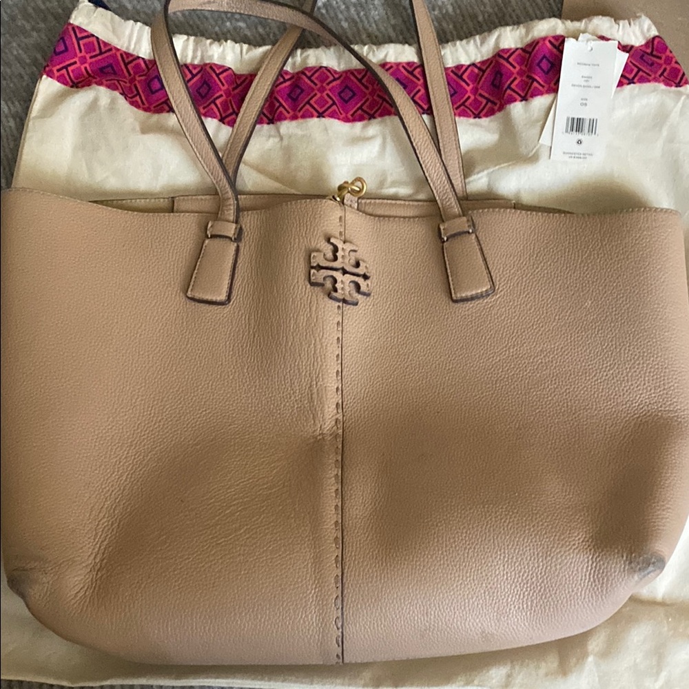 Tory Burch Beige/Tan Leather Tote
